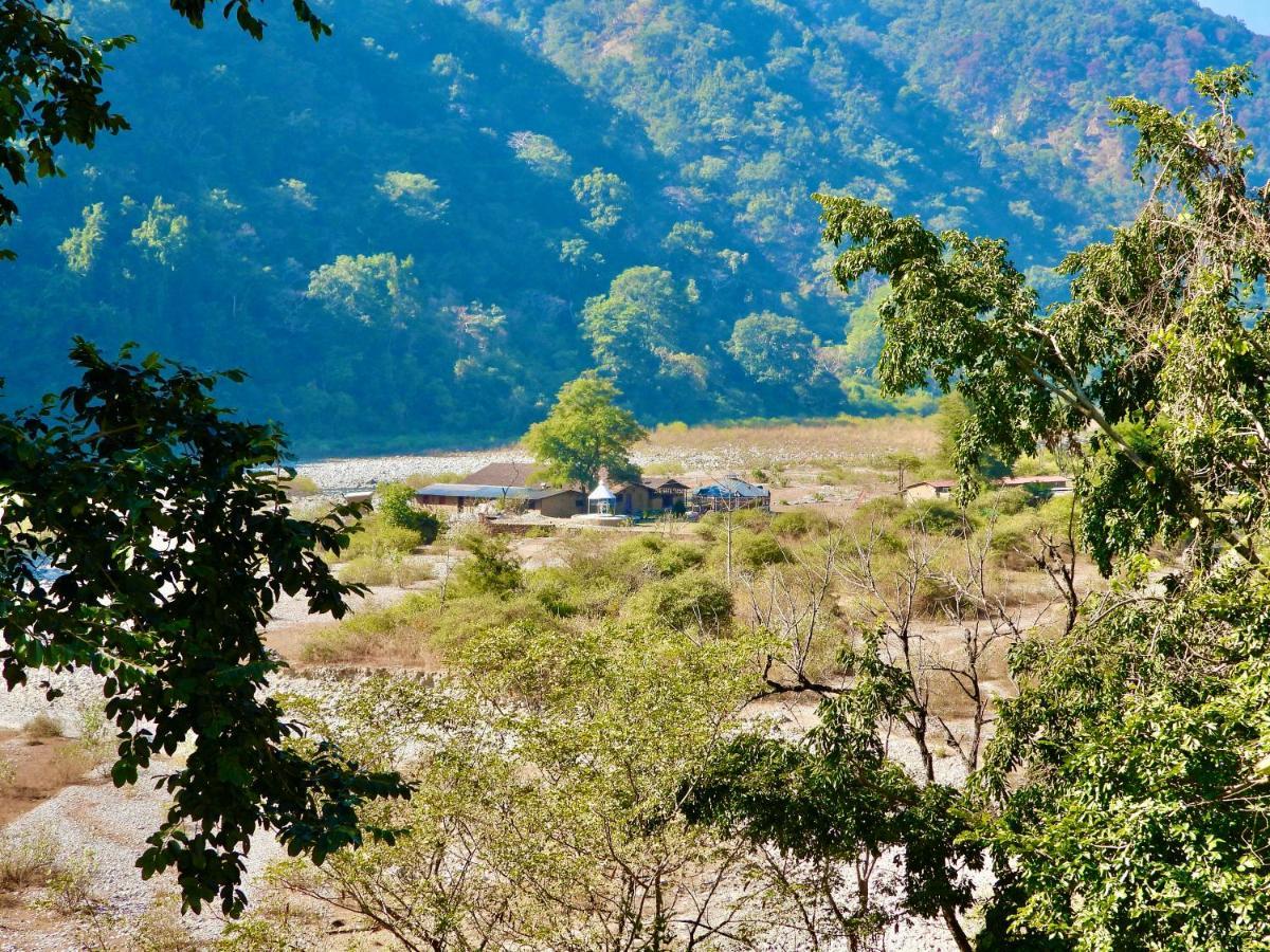 Aura Wildlife Camp And Resorts Marchula Exterior foto