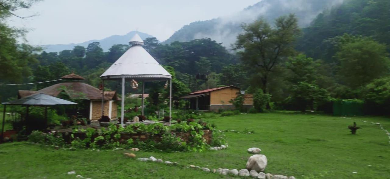 Aura Wildlife Camp And Resorts Marchula Exterior foto
